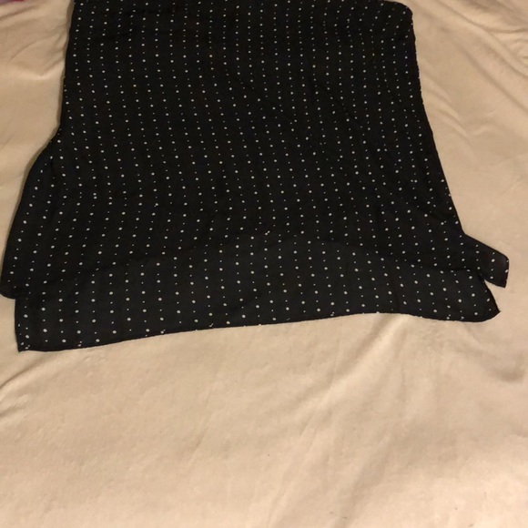 Sleeveless tunic blouse black with white polka dots - Picture 3 of 9
